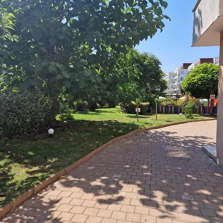 Grand Kamelia Apartment Sunny Beach